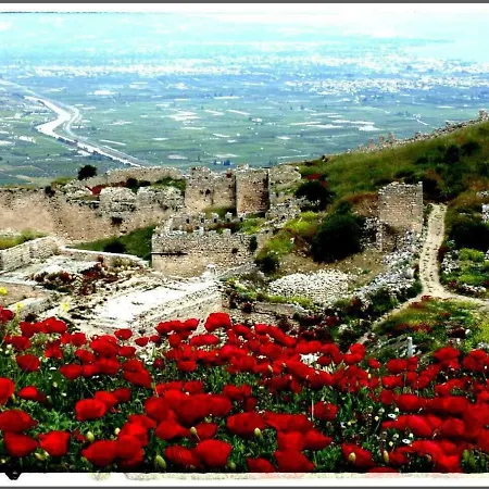 Castle Akrokorinthos Appartement